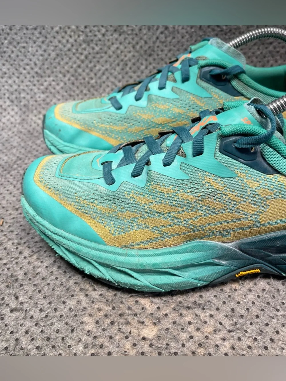 Hoka One One Speedgoat 5 Blue Running Shoes No Insoles Size 8.5 Women’s